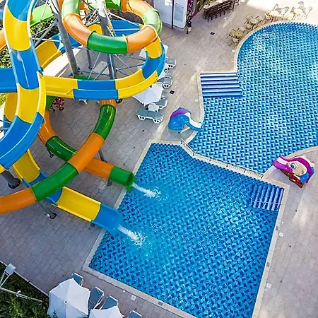 Mariner מלון *